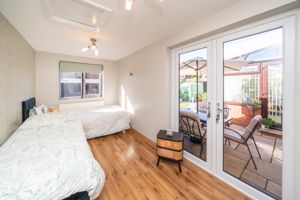 DINING ROOM- click for photo gallery